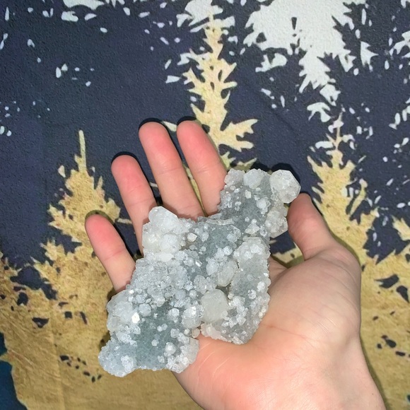 Freestanding Apophyllite Crystal - Picture 1 of 1